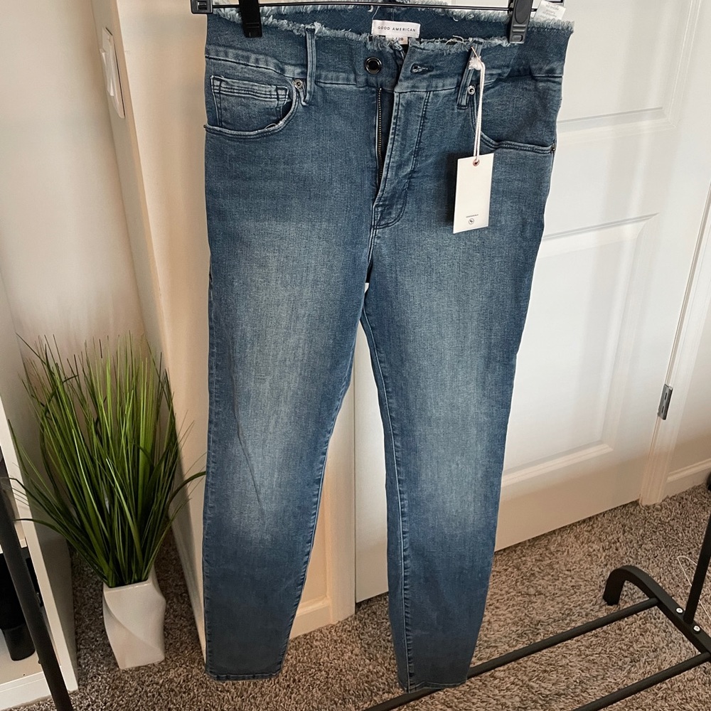 Good American Good Legs Jean